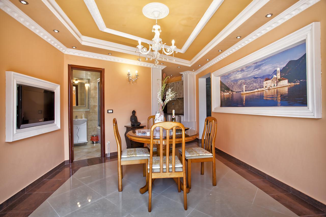 Apartments Admiral بيراتس المظهر الخارجي الصورة